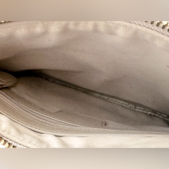 Stackers | Cream Clutch - Picture 4 of 4